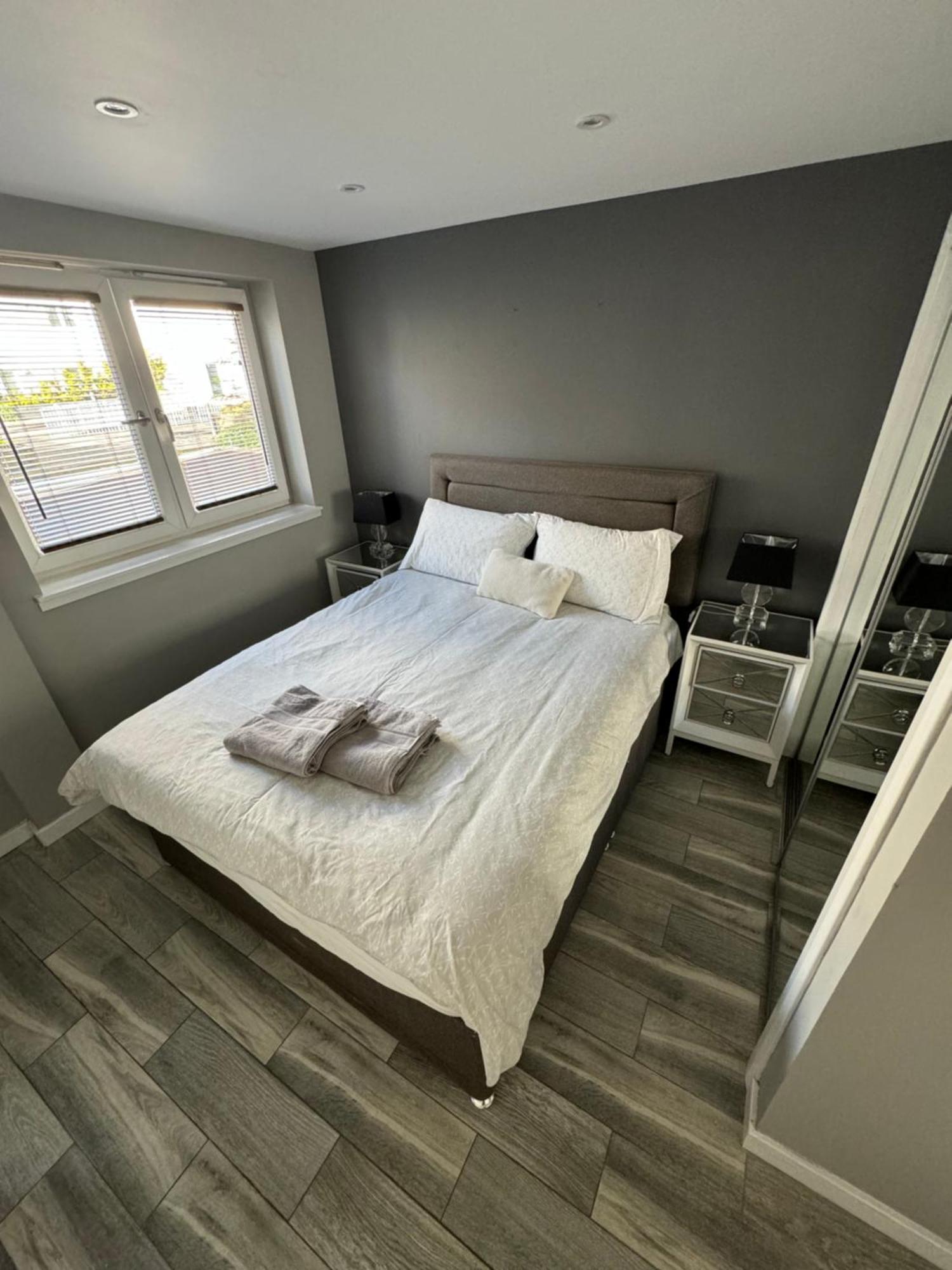 Km Granton Apartment Edinburgh Bagian luar foto